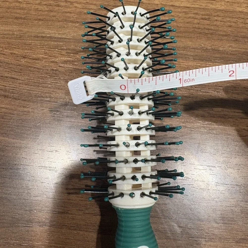 Goody vintage brush